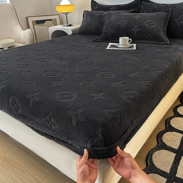 LuxeCloud™ Milk-Velvet Sheet